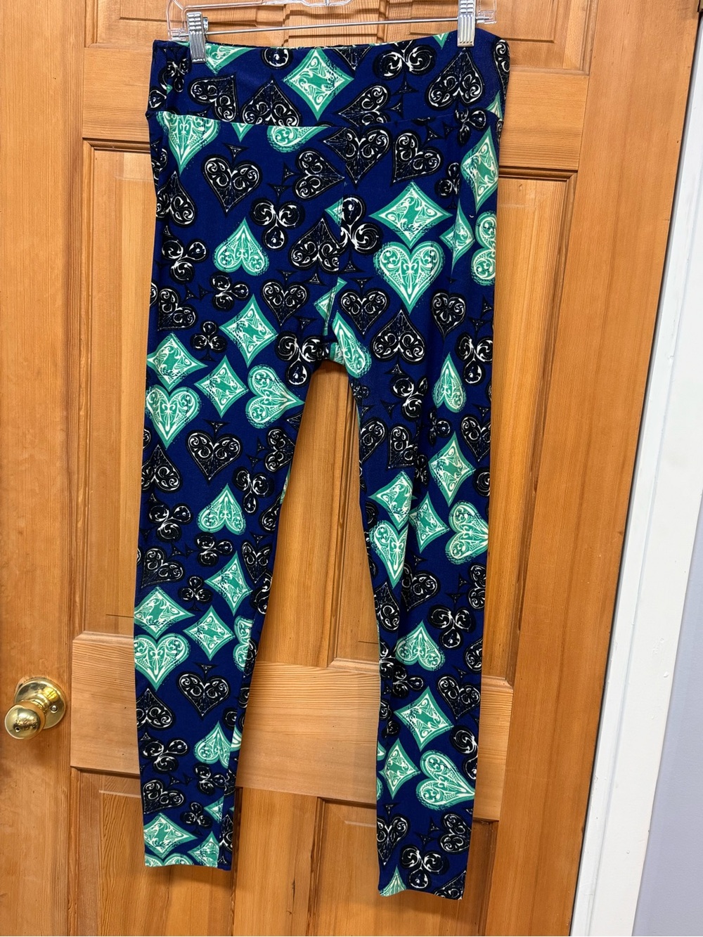 LuLaRoe Navy Leggings with Teal and Black Heart & Diamond Print